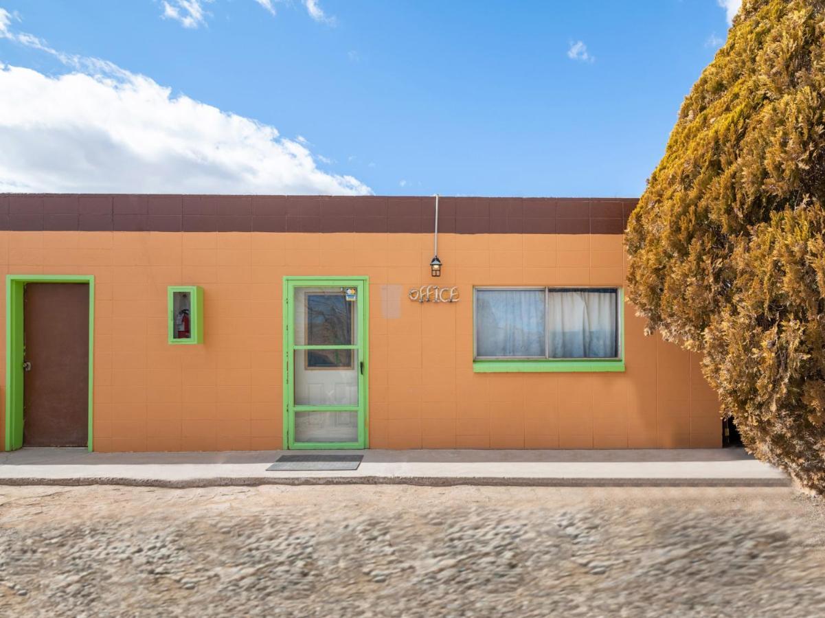 Oyo Hotel Hanksville, Ut Exterior foto